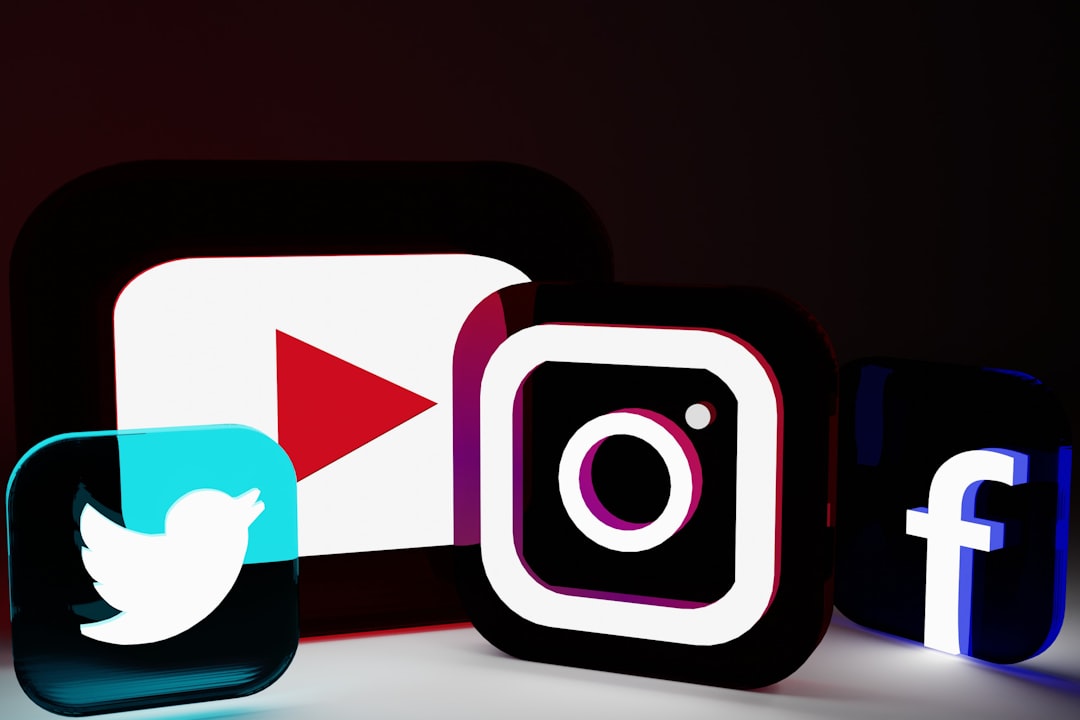 hero-gallery-01 social media logo render in CYCLES